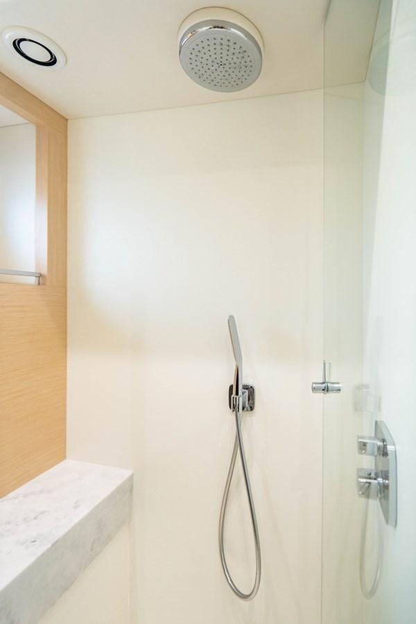 a shower with a handle aboard SUBMARINO Yacht for Sale