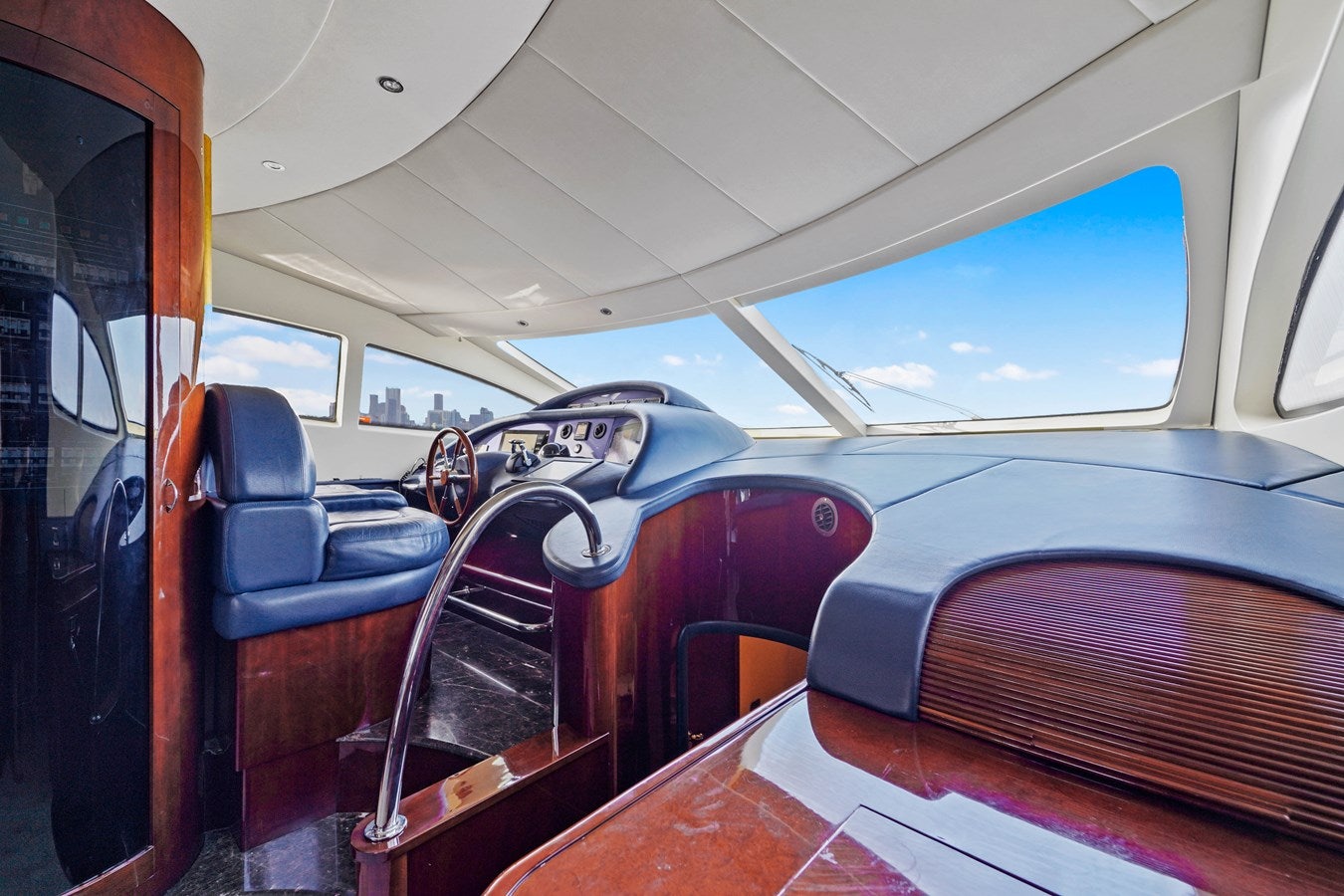 the inside of a plane aboard AZIMUT 80 2003 Yacht for Sale