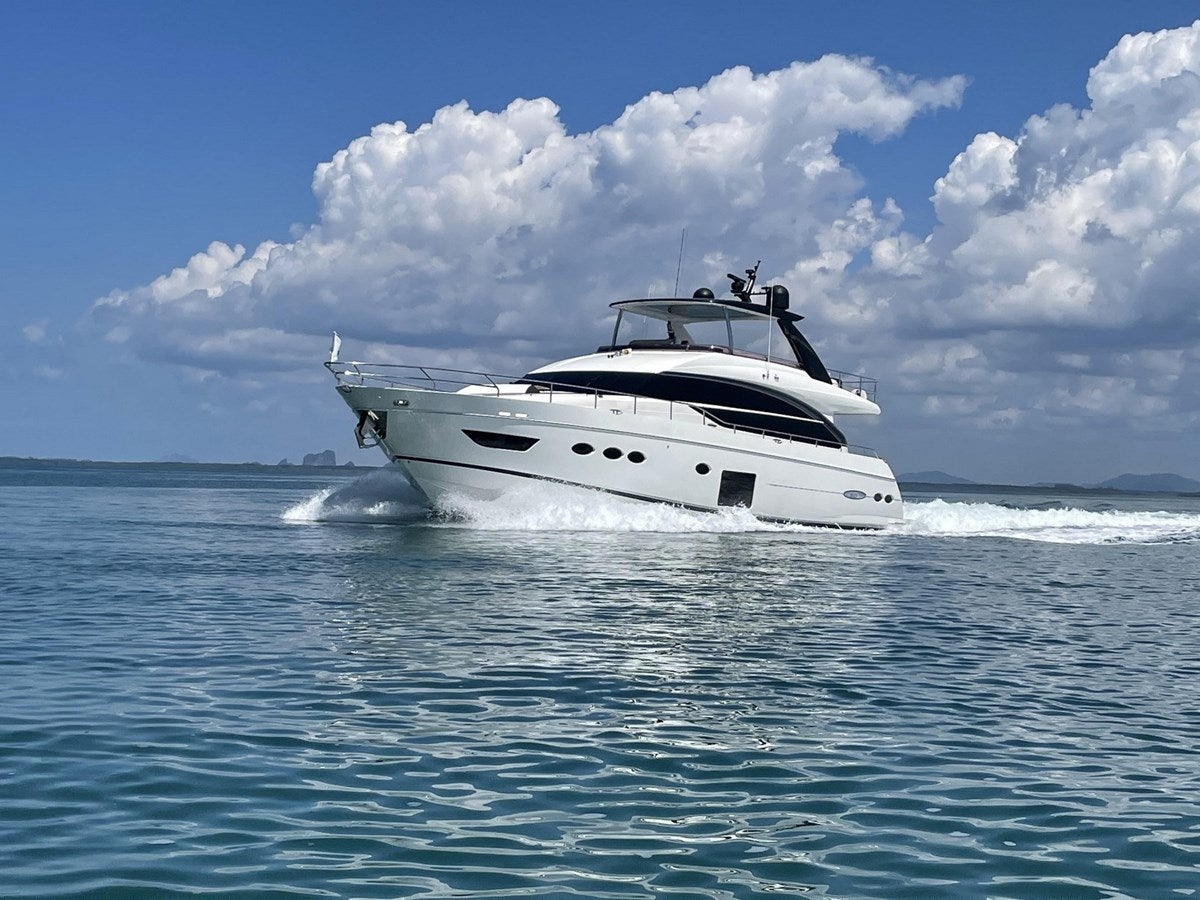 a white yacht in the water aboard SE1 Yacht for Sale