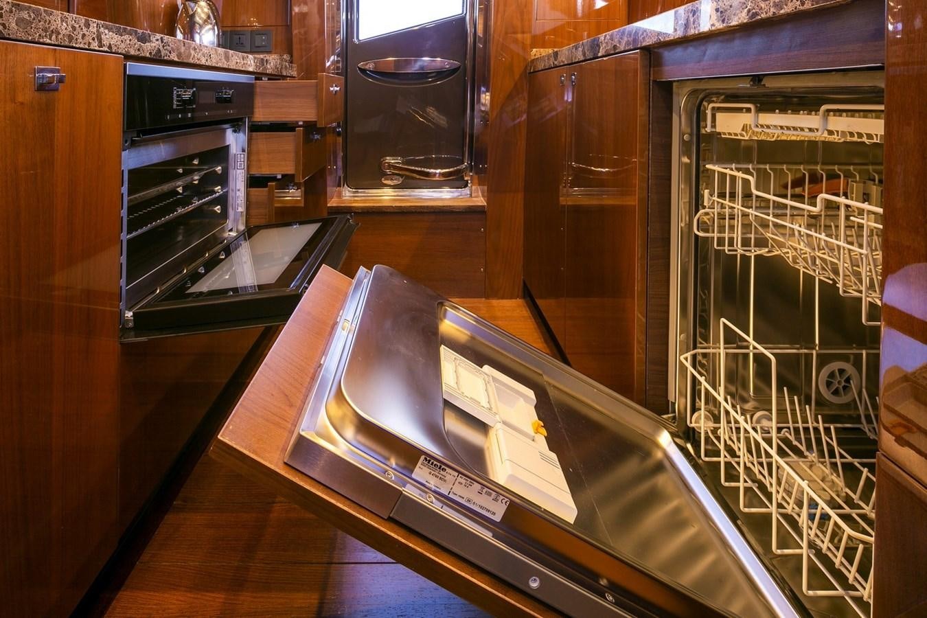 a box of tissues aboard SE1 Yacht for Sale