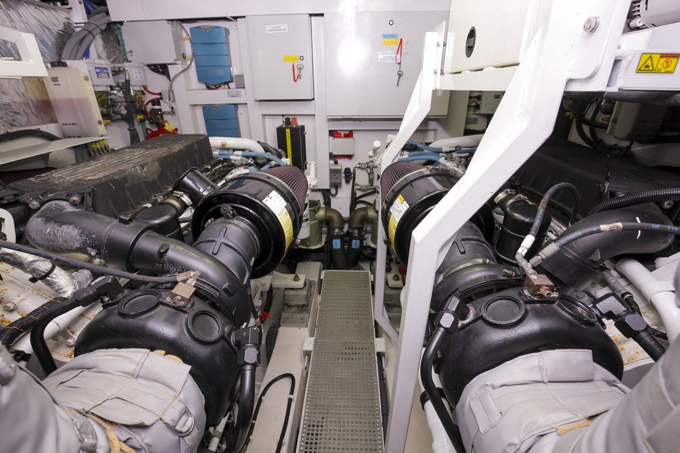 a machine with a large amount of engine aboard SE1 Yacht for Sale