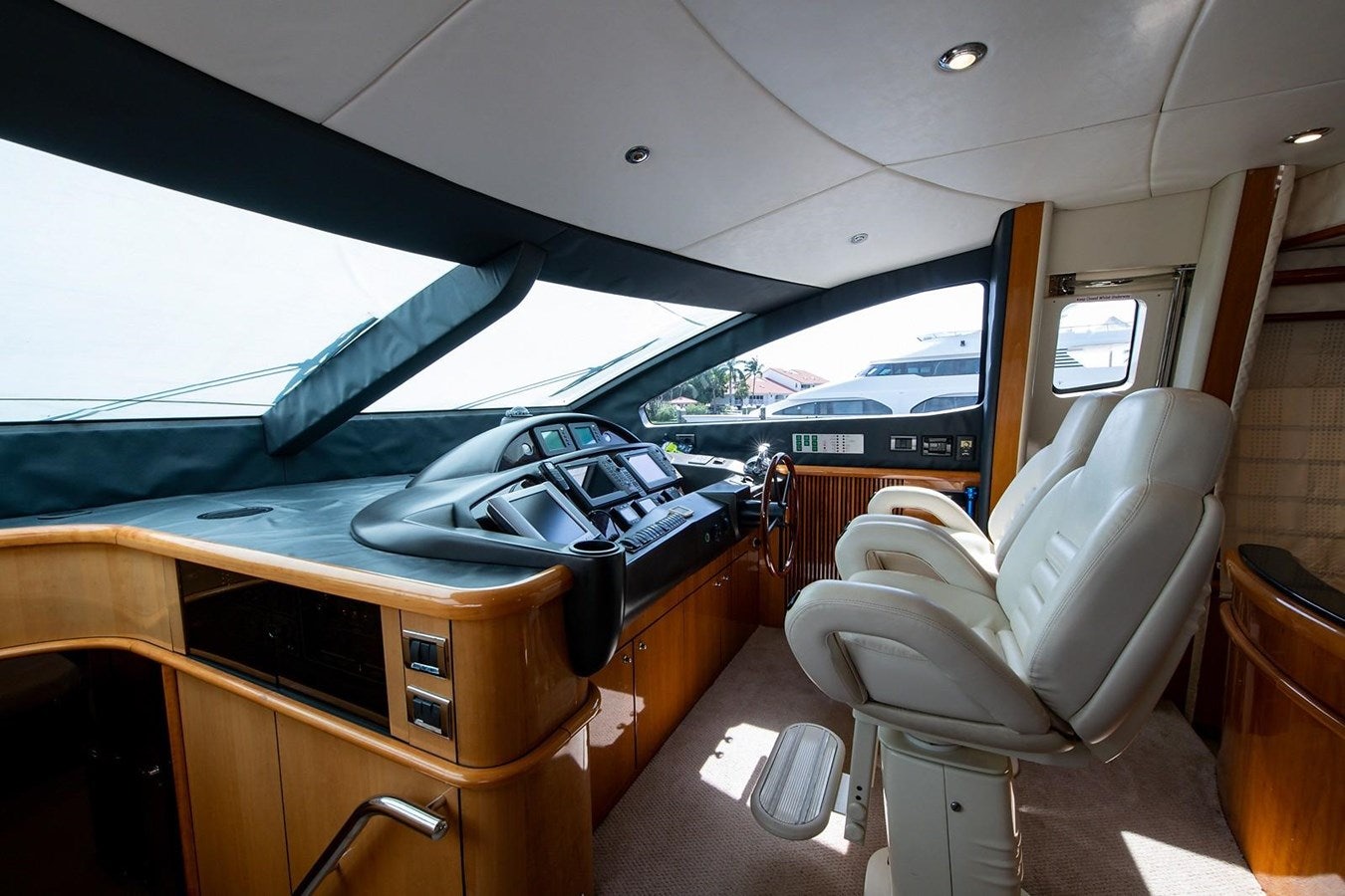inside of a car aboard 82 SUNSEEKER MANHATTAN  Yacht for Sale