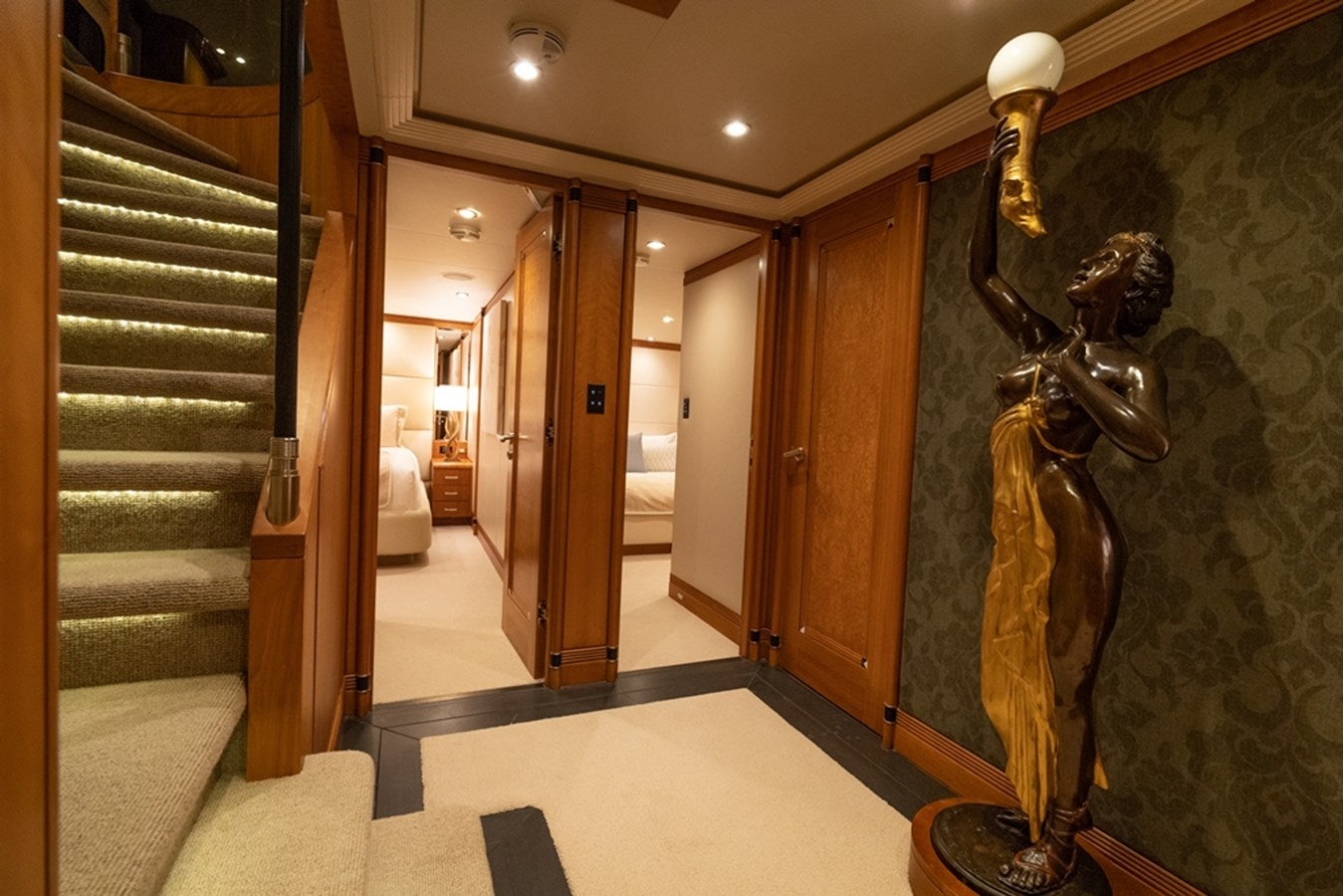 a room with a statue aboard SEA CLASS Yacht for Sale