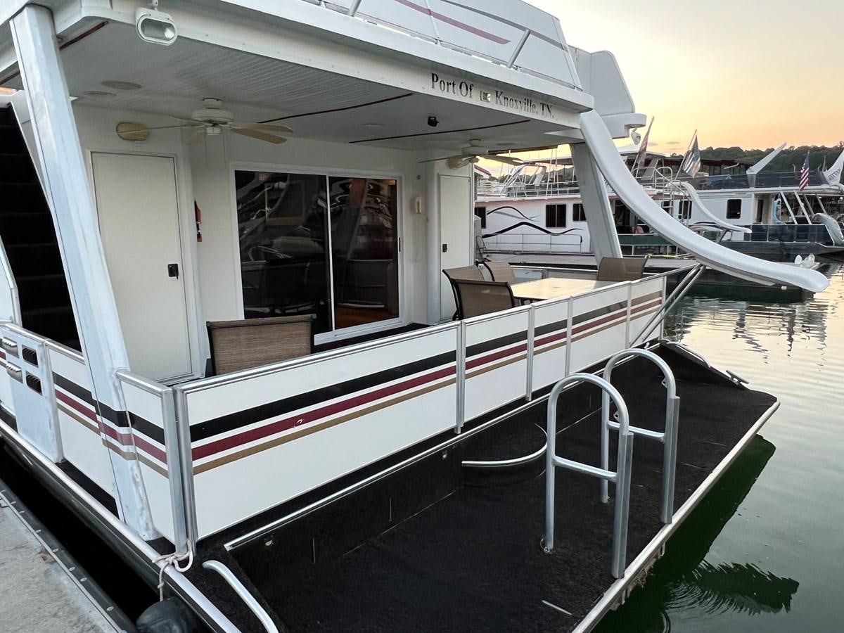 a boat on the water aboard 2007 STARDUST 19 X 86WB NLCG Yacht for Sale