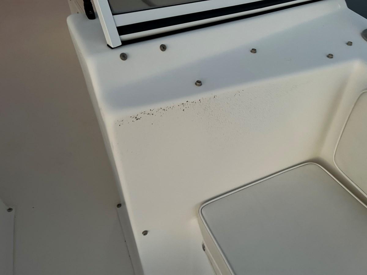 a white sink with a faucet aboard 2007 STARDUST 19 X 86WB NLCG Yacht for Sale