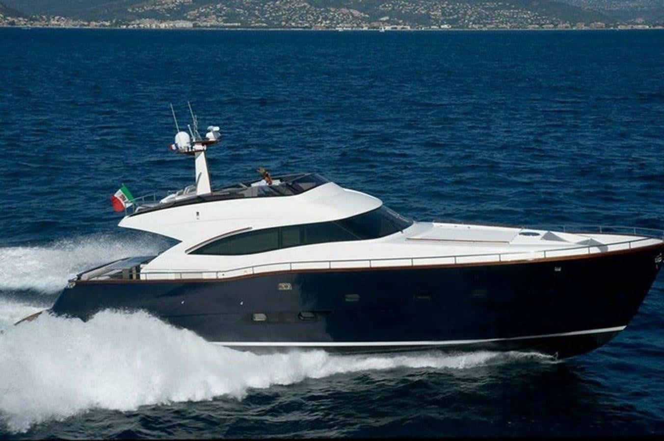 a boat on the water aboard AUSTIN PARKER - 72 FLY Yacht for Sale