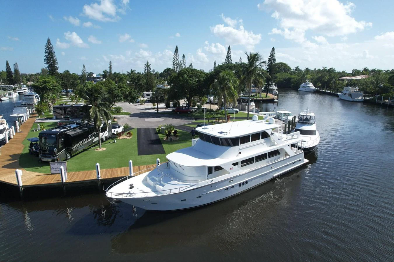 a boat docked at a pier aboard JEF82110L506 Yacht for Sale