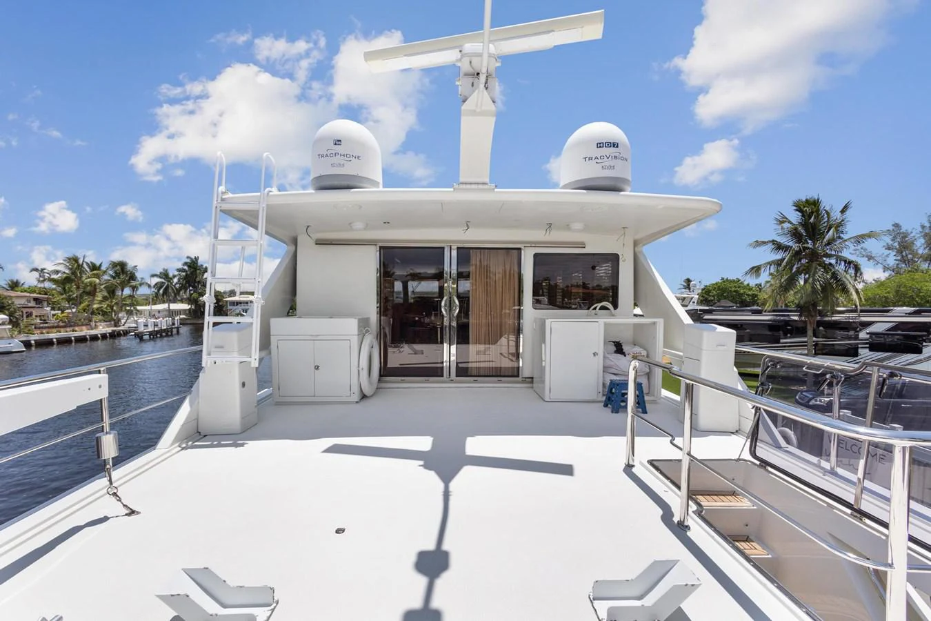 a building with a dome and a satellite dish on top aboard JEF82110L506 Yacht for Sale
