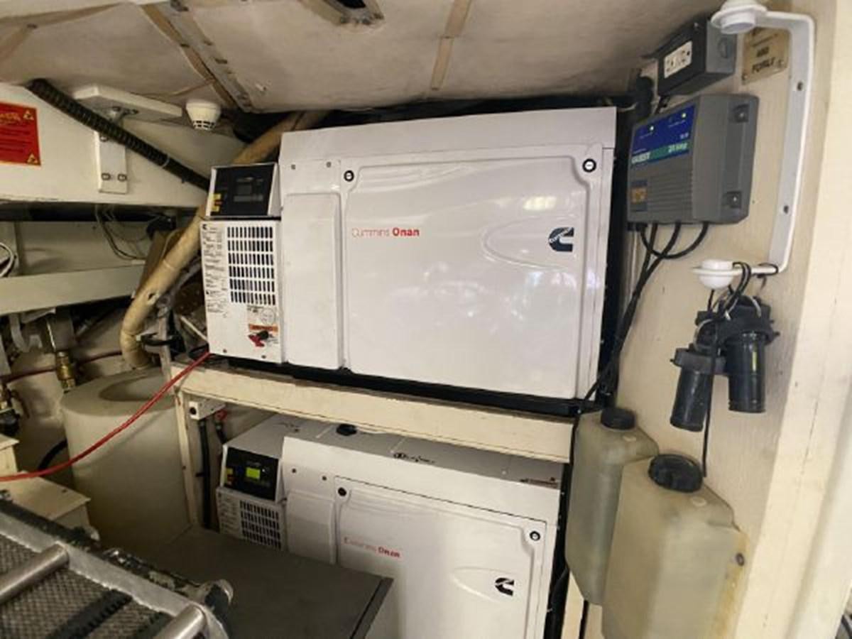 a machine with a light aboard 2005 760 FERRETTI MOTOR YACHT Yacht for Sale