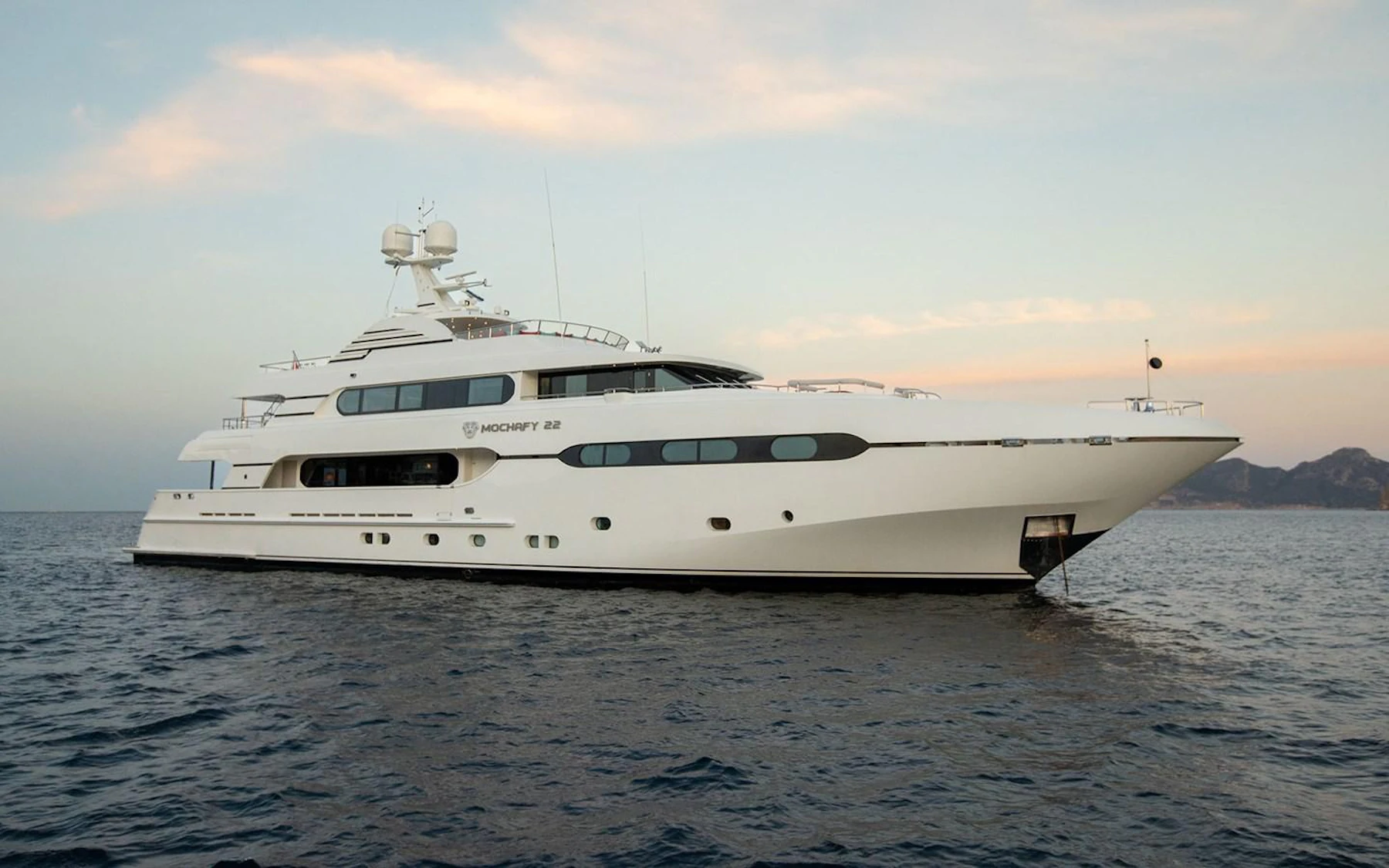 MAXIMILIAN MMIV yacht charter 2