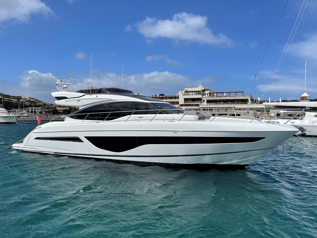 a white yacht in the water aboard LESTO Yacht for Sale