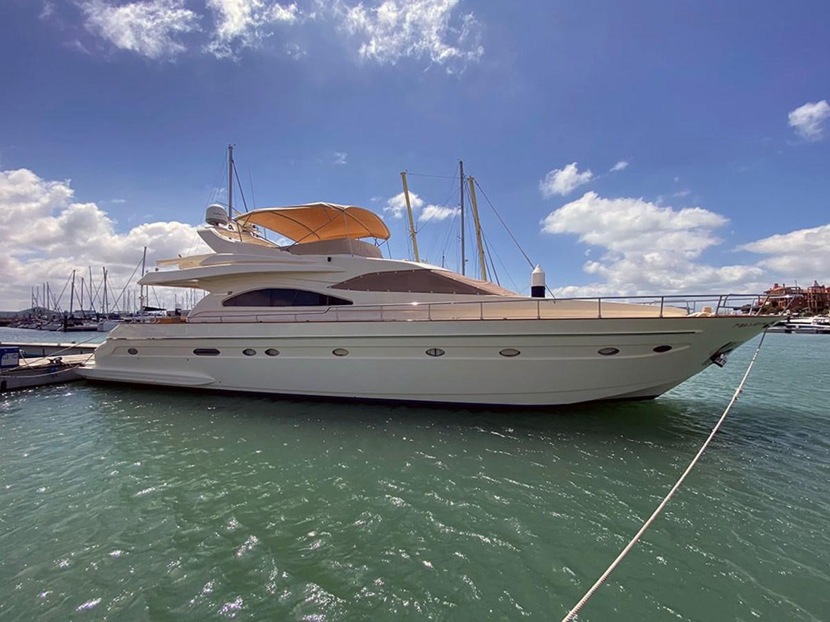 a boat in the water aboard SPEED 5 Yacht for Sale