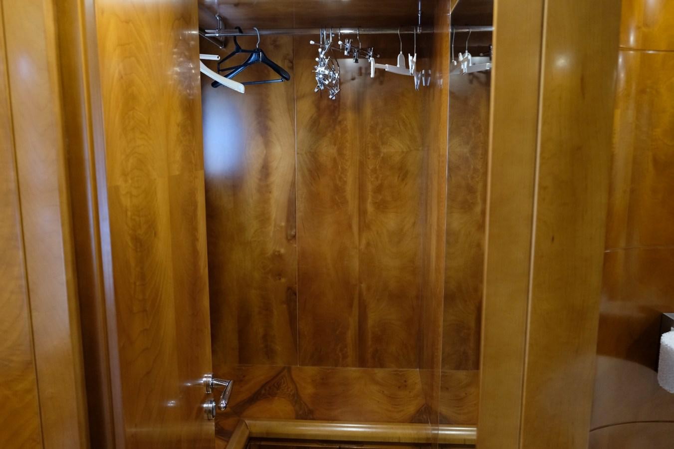 a shower with a glass door aboard WONDERLAND Yacht for Sale