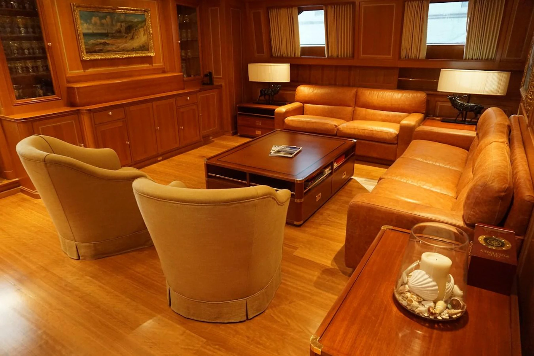 ELLEN yacht charter 3