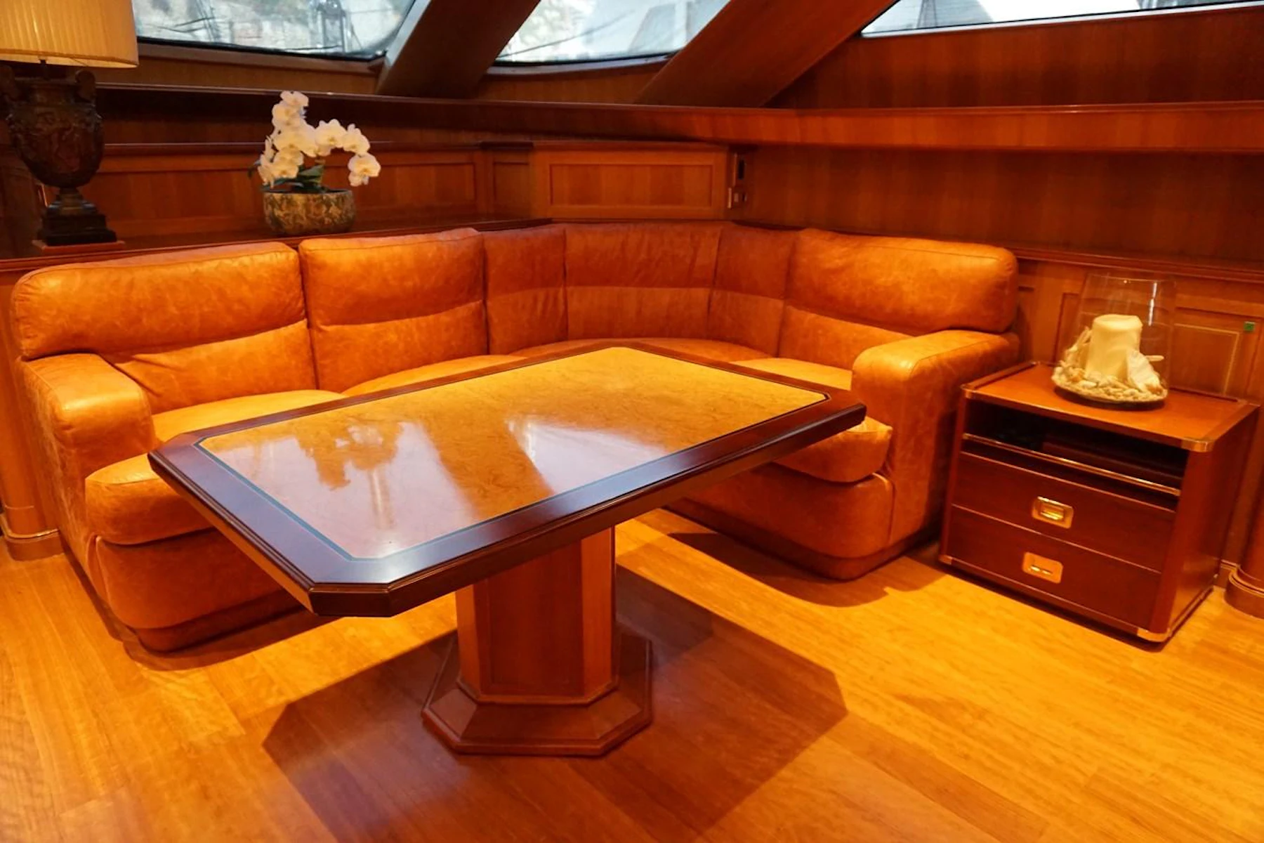 ELLEN yacht charter 2