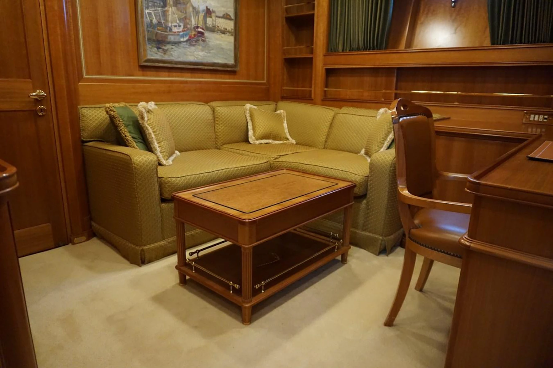 ELLEN yacht charter 5