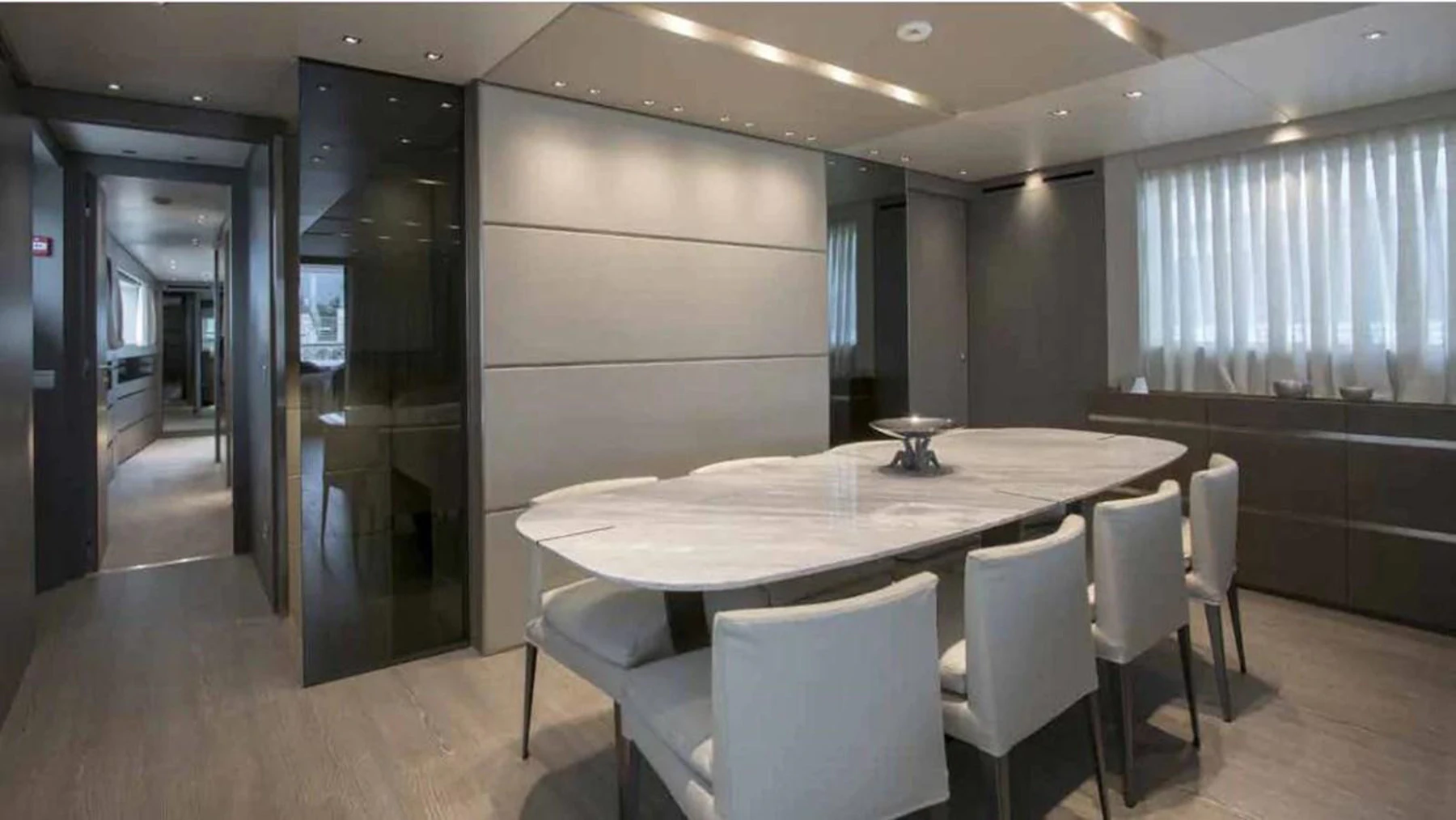 MUMA yacht charter 2