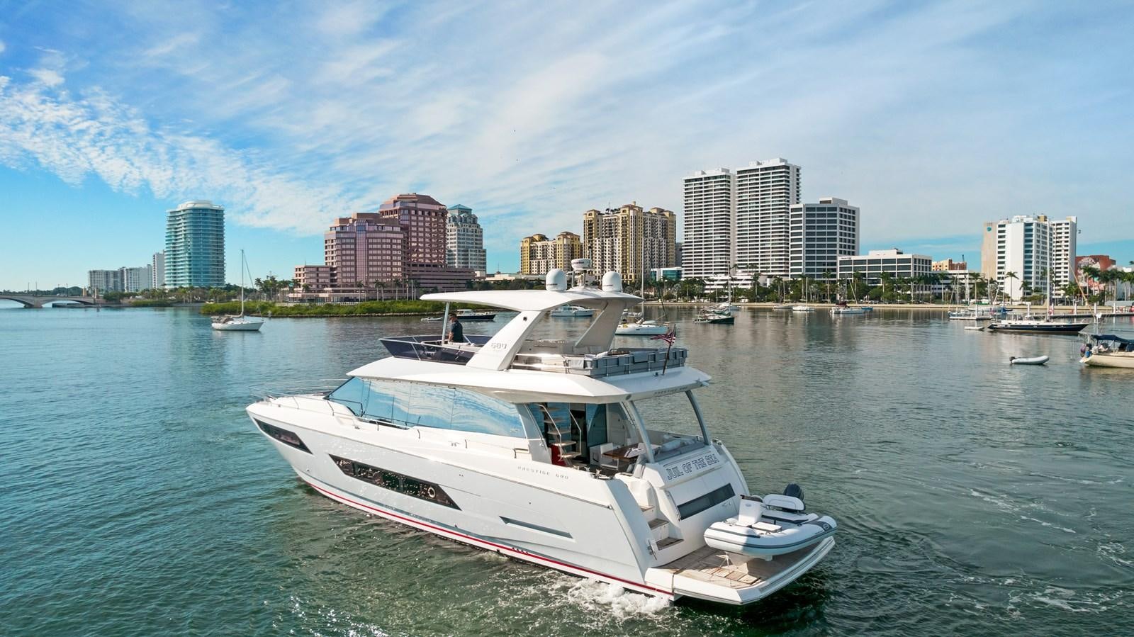 a boat in the water aboard JUIL OF THE SEA Yacht for Sale