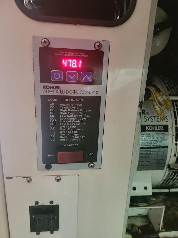 a white box with a pink light aboard SEDROP - 2006 FERRETTI 731 @ PTO. AVENTURAS Yacht for Sale