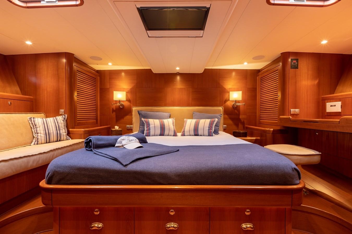 a hotel room with a bed aboard NAZCA 2 Yacht for Sale