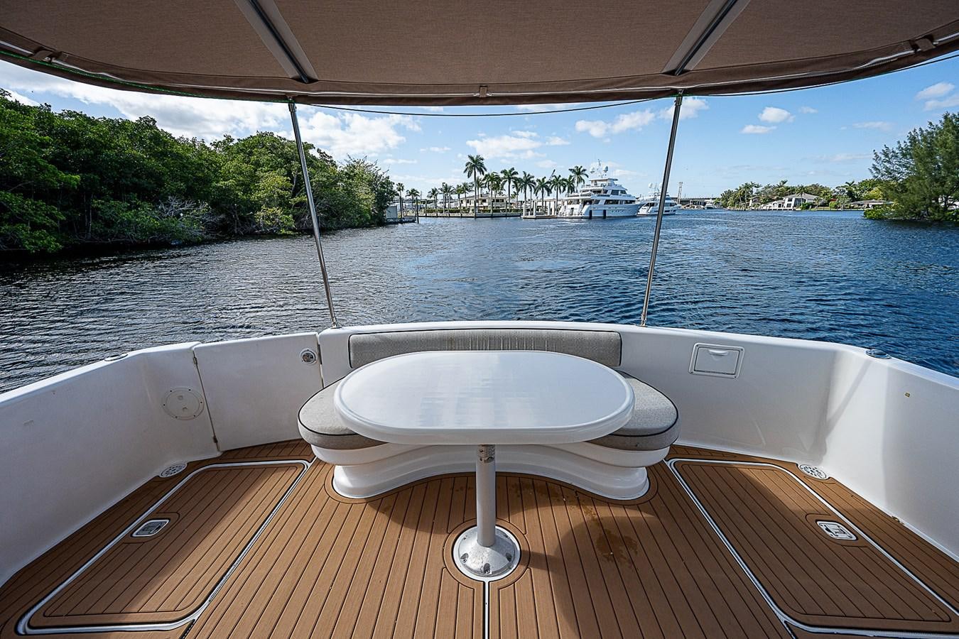 a white sink on a boat aboard THIS LITTLE PIGGY Yacht for Sale