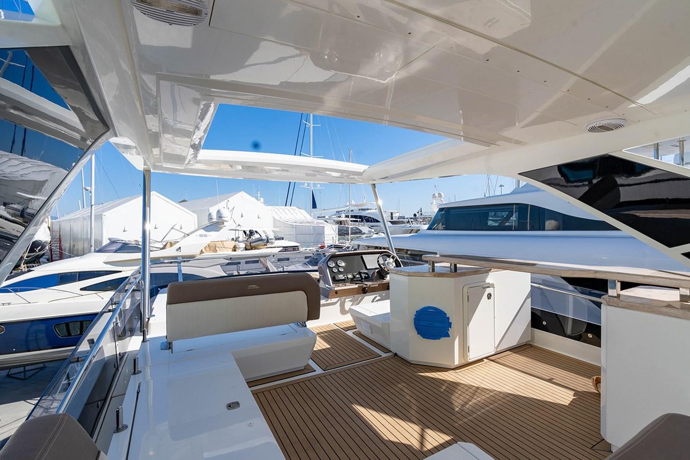 inside of a boat aboard AQUAMARINA Yacht for Sale