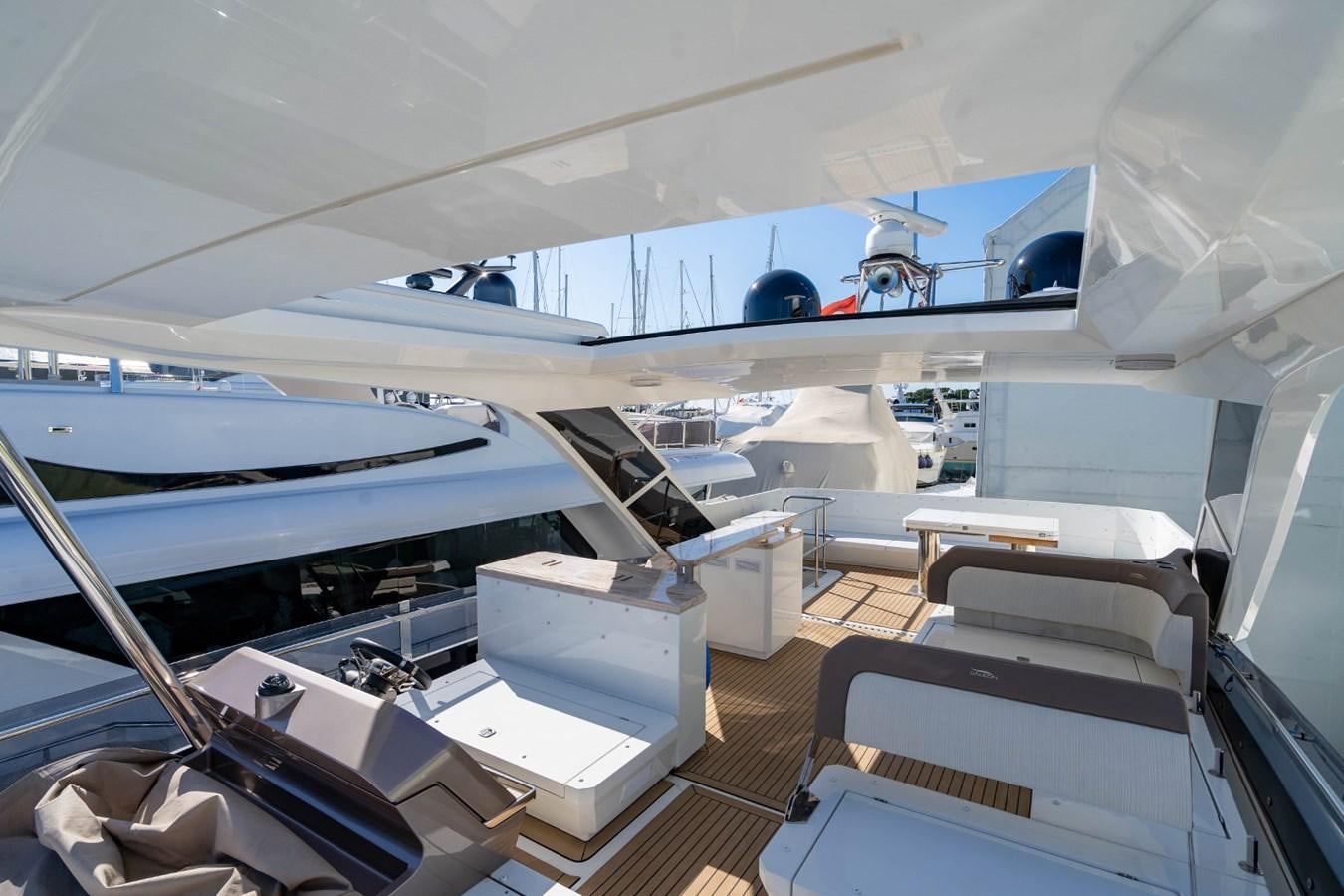 inside of a space ship aboard AQUAMARINA Yacht for Sale