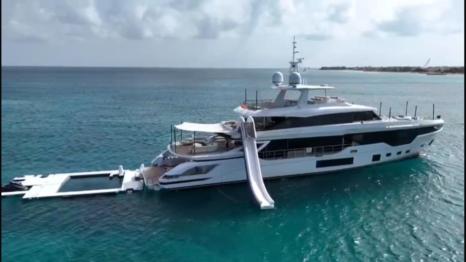 a boat in the water aboard VOLO MARE Yacht for Sale