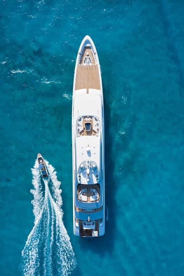 graphical user interface aboard ARROW Yacht for Sale