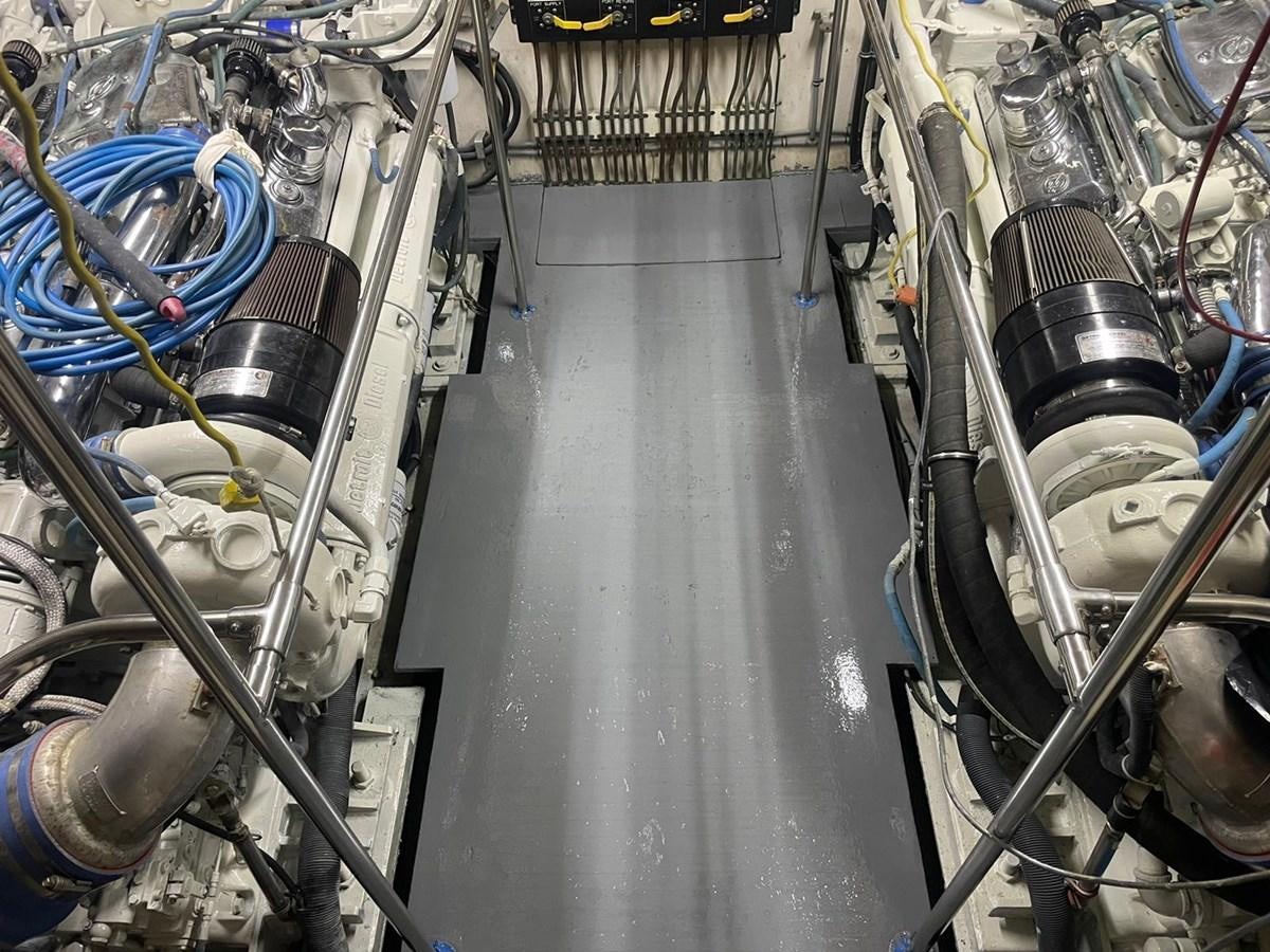 a machine with wires aboard SEA SENOR Yacht for Sale