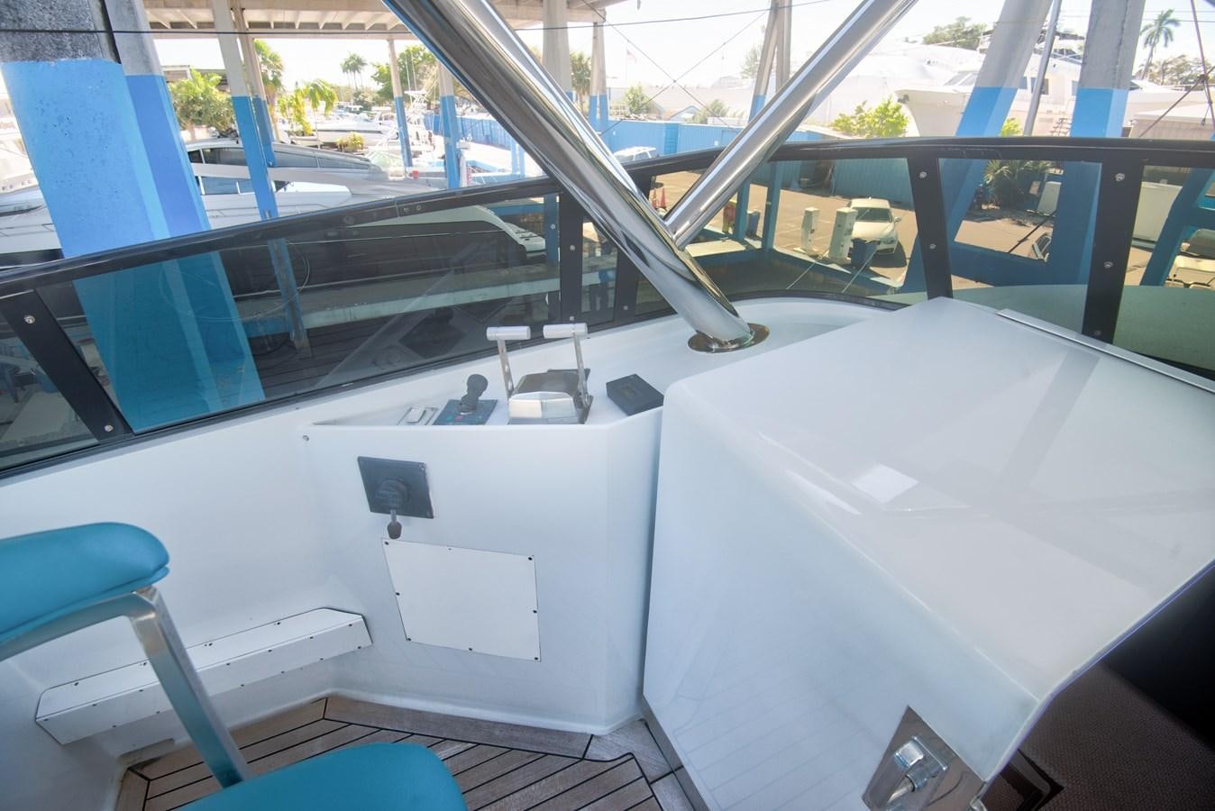 a view of the inside of a boat aboard DESLIZE Yacht for Sale