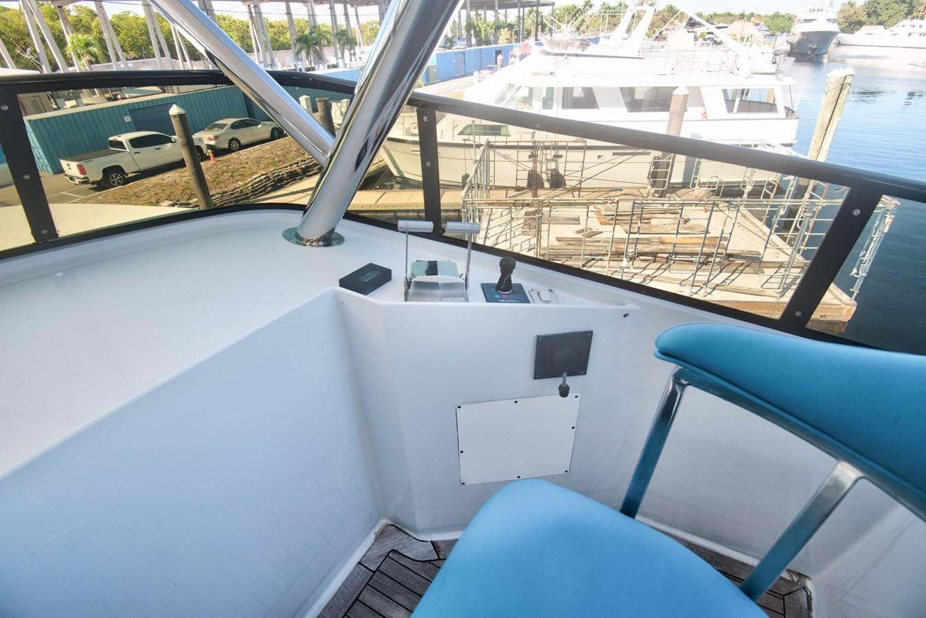 a view of the inside of a boat aboard DESLIZE Yacht for Sale