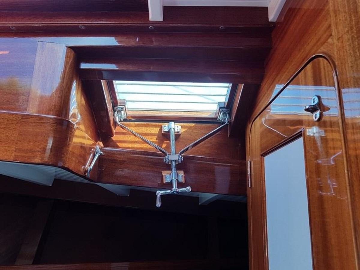 a door with a handle aboard TIOGA OF HAMBURG Yacht for Sale