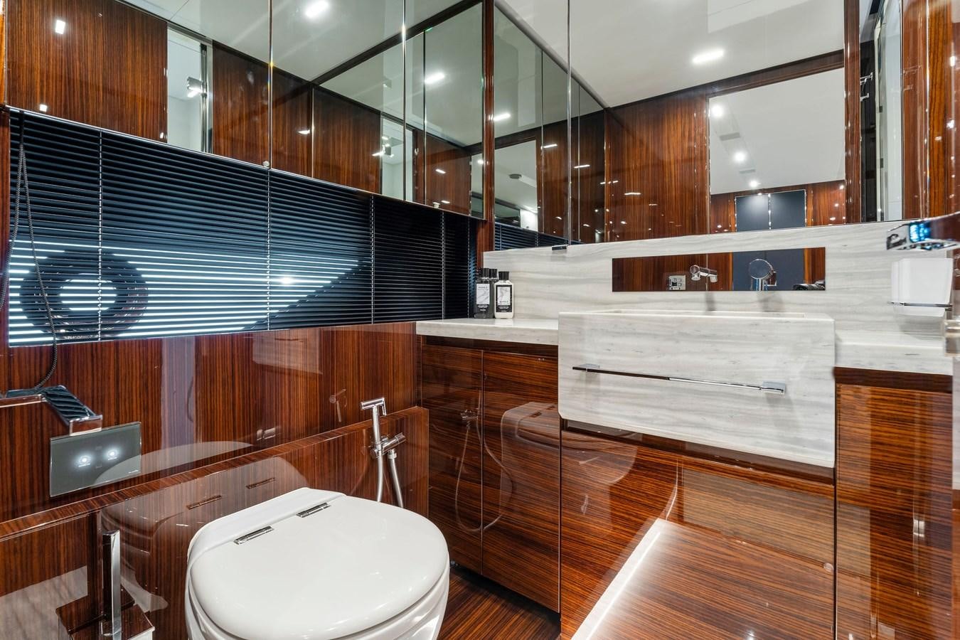a bathroom with a large counter aboard PERRI BEACH Yacht for Sale