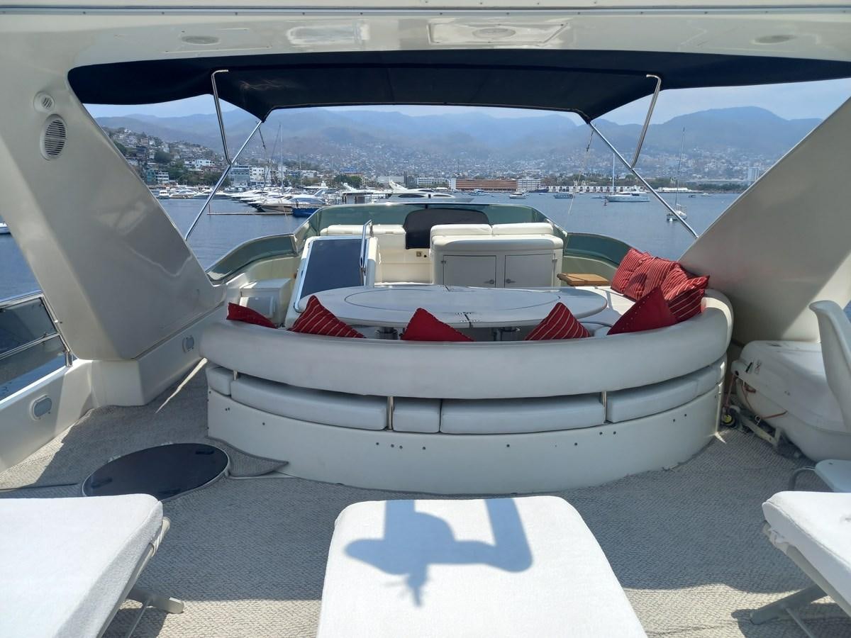 the back of a boat aboard TANGO - 2003 AZIMUT 85 ULTIMATE @ ACAPULCO Yacht for Sale