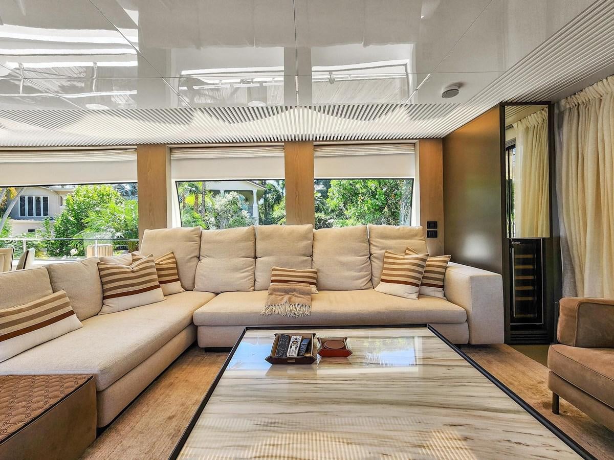 a living room with a large sofa aboard XFAF8532J021 Yacht for Sale