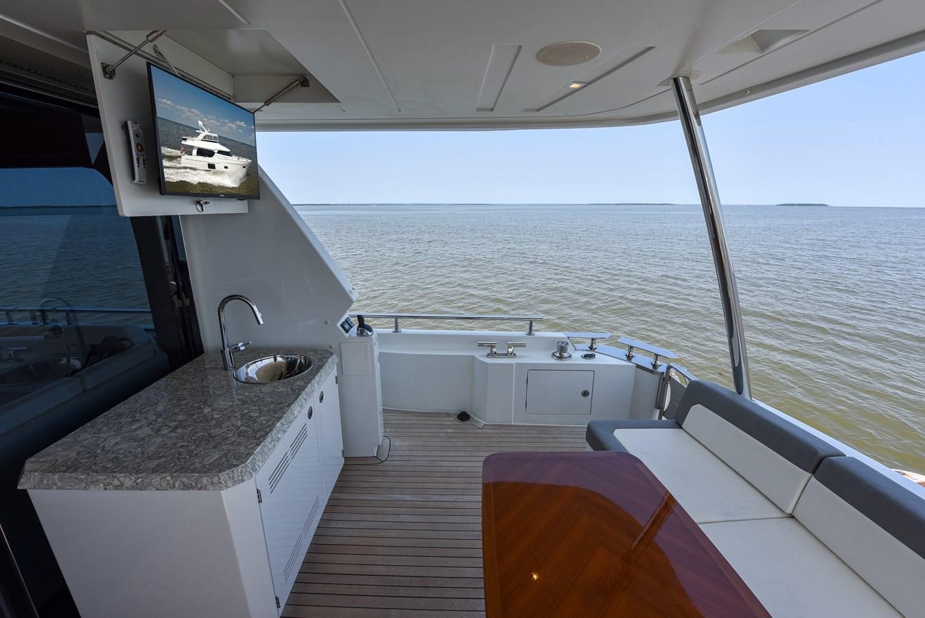 a boat with a sink and a bathtub aboard 70E Yacht for Sale