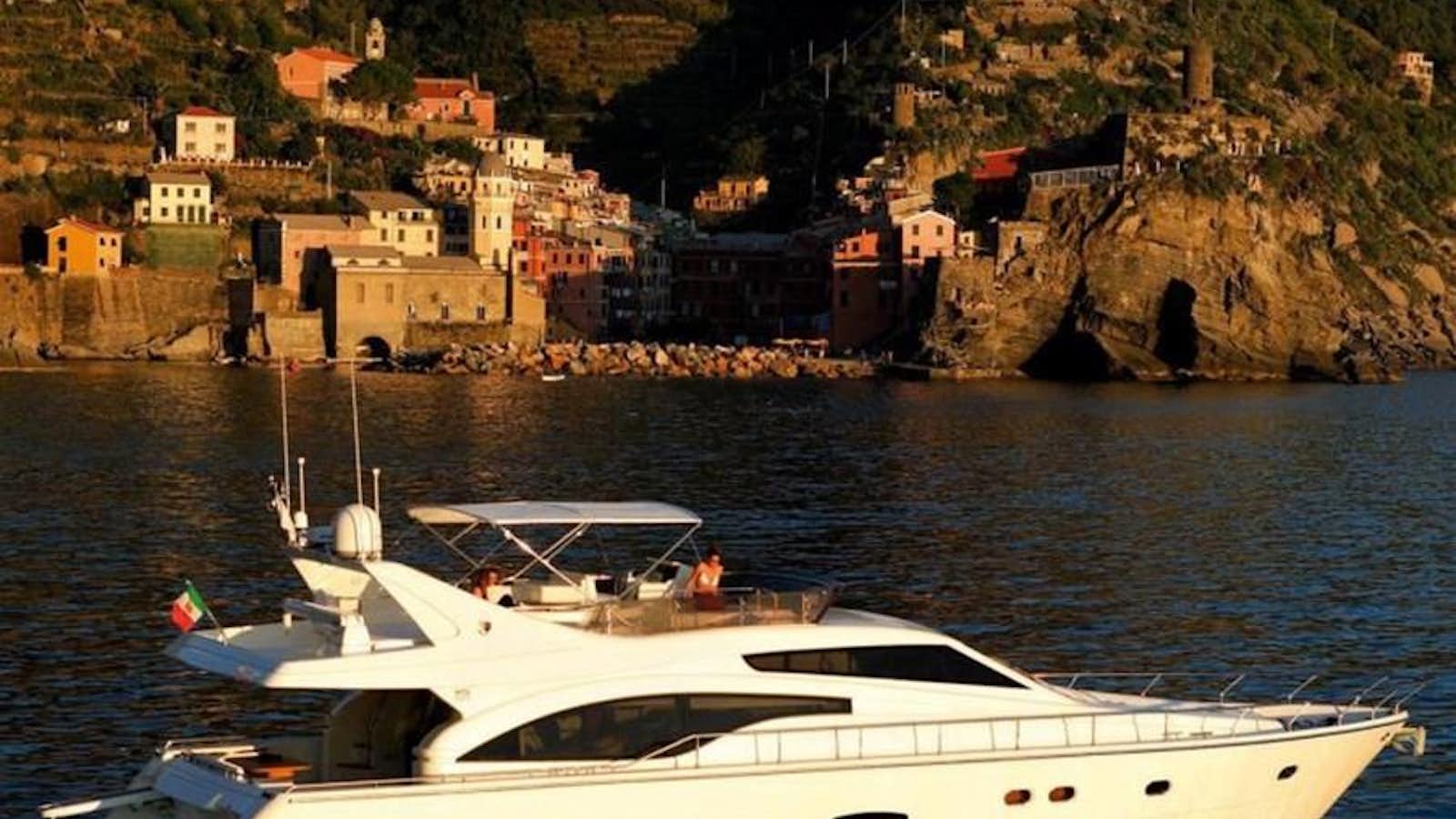 Ferretti 591
Yacht for Sale
