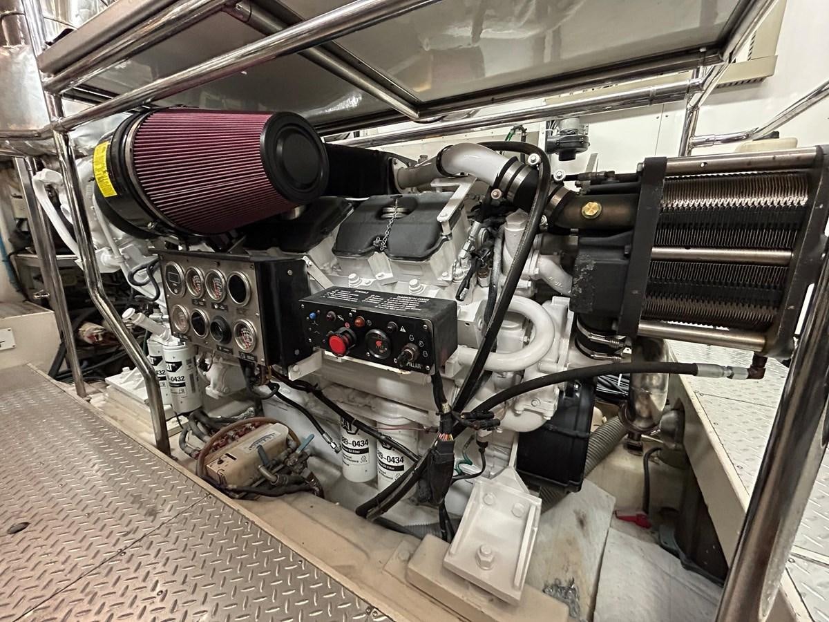 a car engine with a red light aboard NEVER SETTLE Yacht for Sale