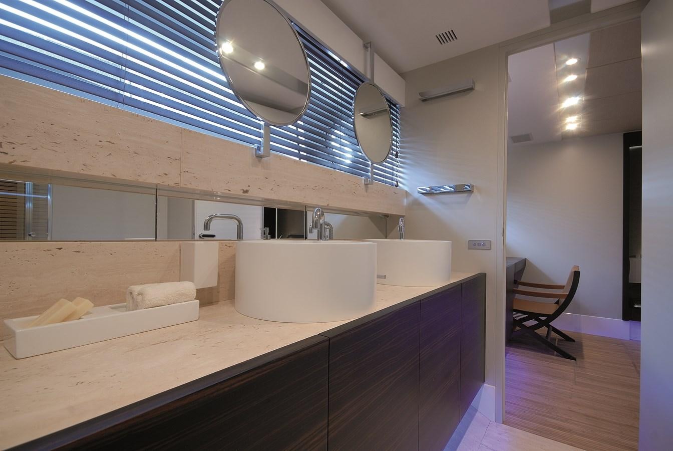 a bathroom with a large sink aboard 2024 GLADIATOR 901 SPEED Yacht for Sale