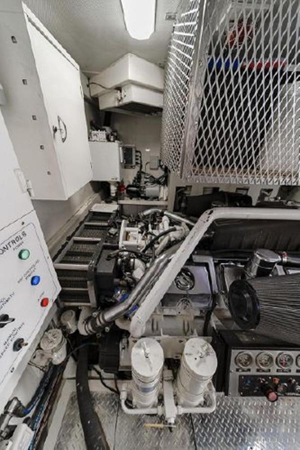 a room with machinery aboard 2007 LAZZARA 84 MOTOR Yacht for Sale