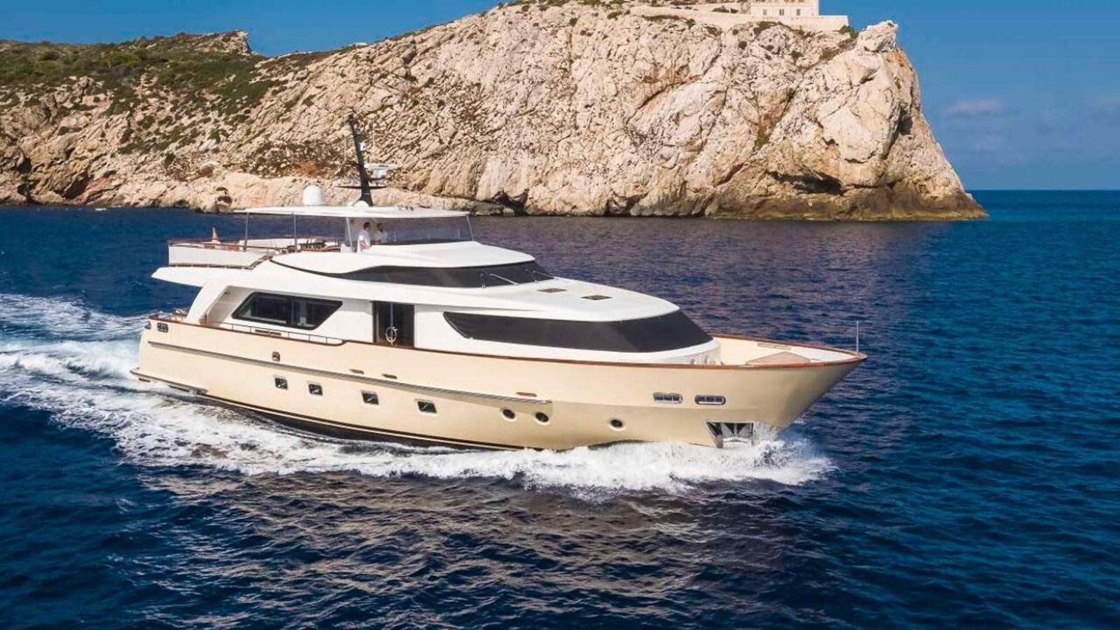 a boat on the water aboard 2011 SANLORENZO SD92 FLYBRIDGE Yacht for Sale