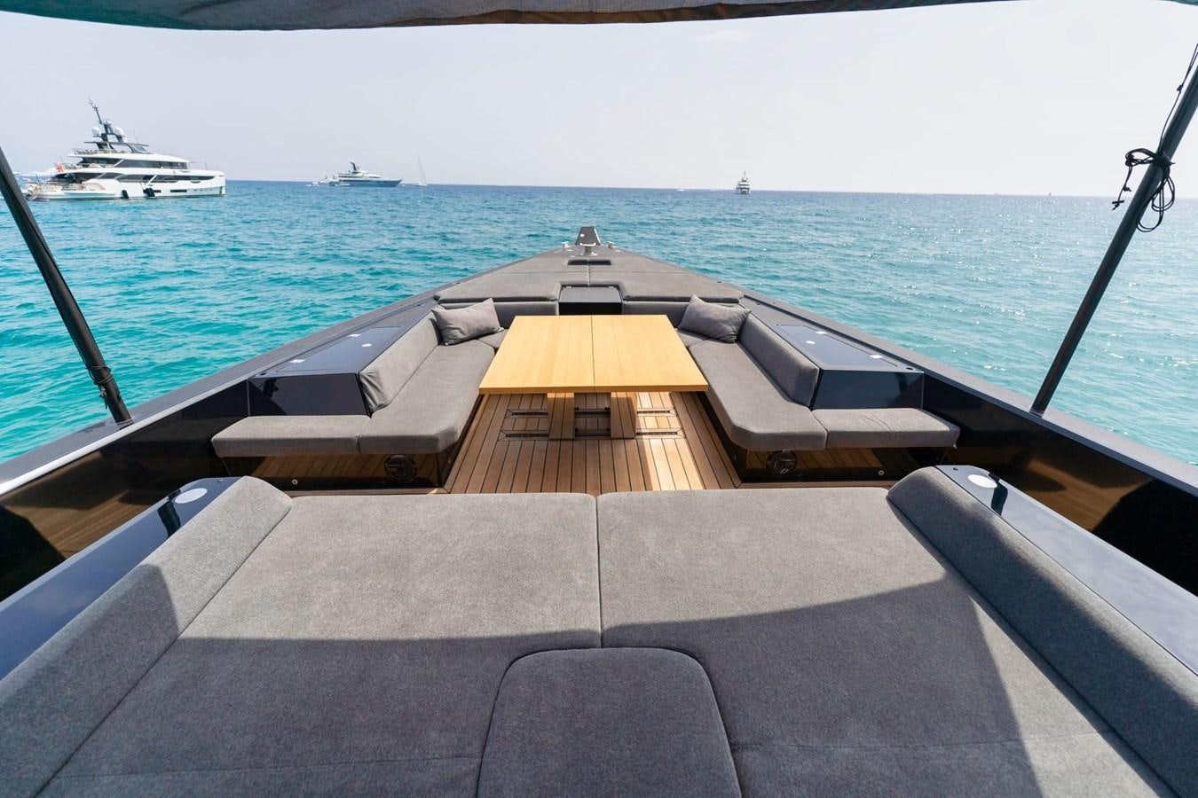 a deck on a boat aboard FINEZZA Yacht for Sale