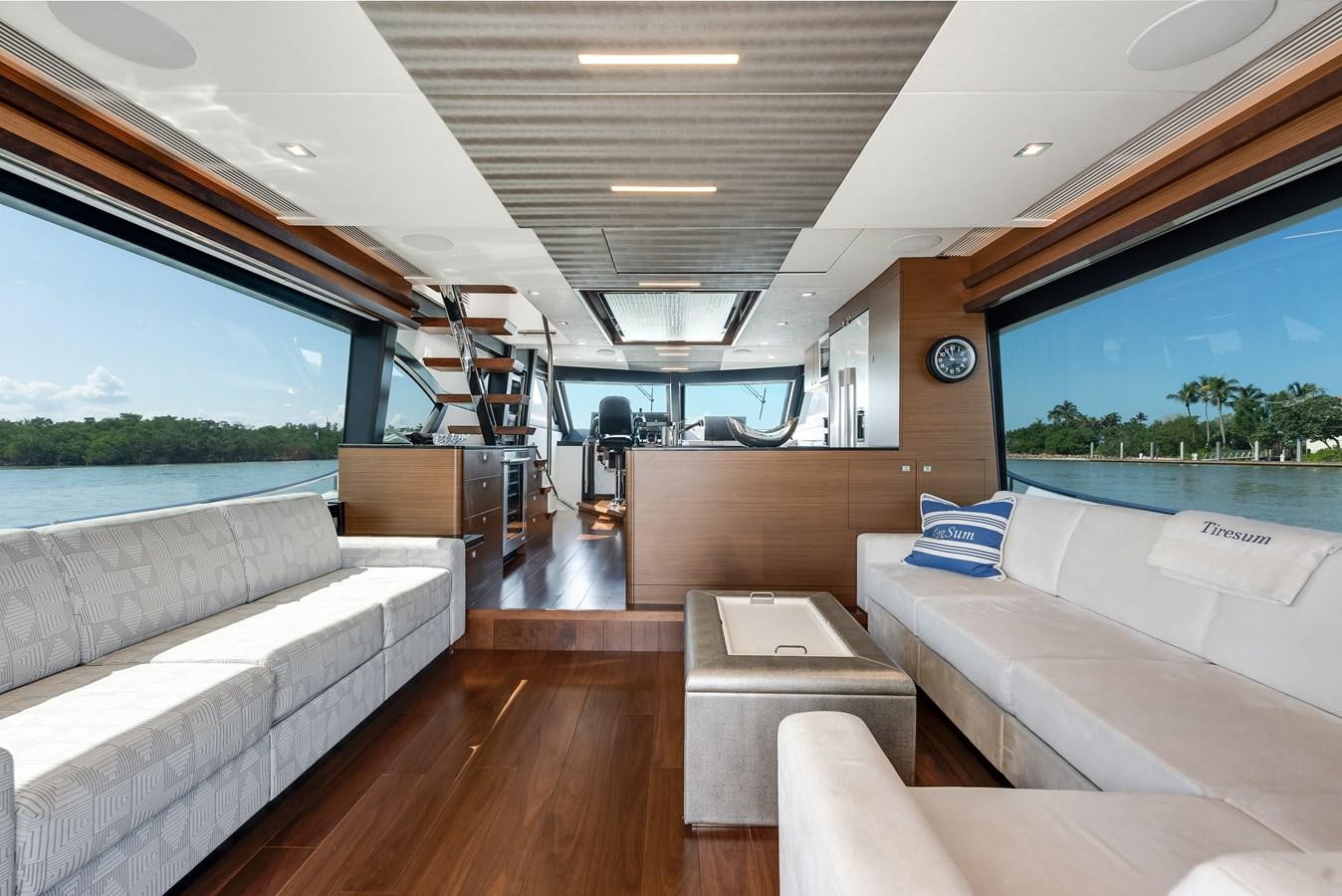 inside of a boat aboard 2018 OCEAN ALEXANDER 70E TIRESUM Yacht for Sale