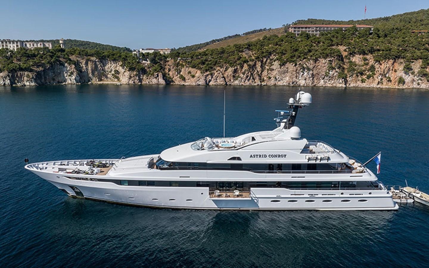 a large white yacht in the water aboard MARUN Yacht for Sale