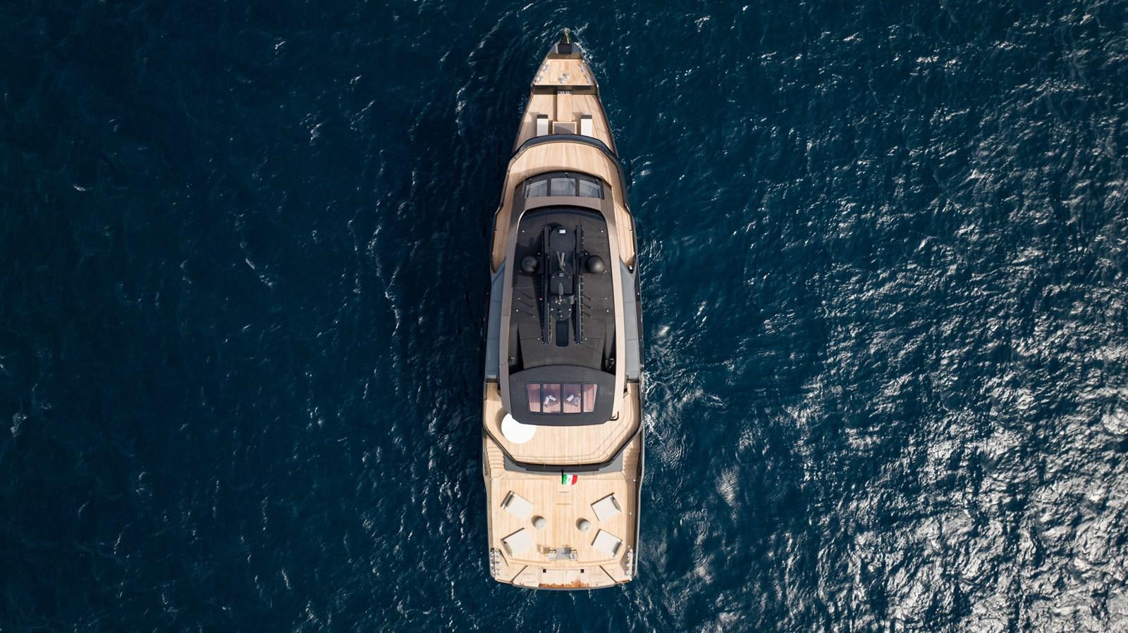 a space shuttle in the sky aboard LASTOCHKA Yacht for Sale