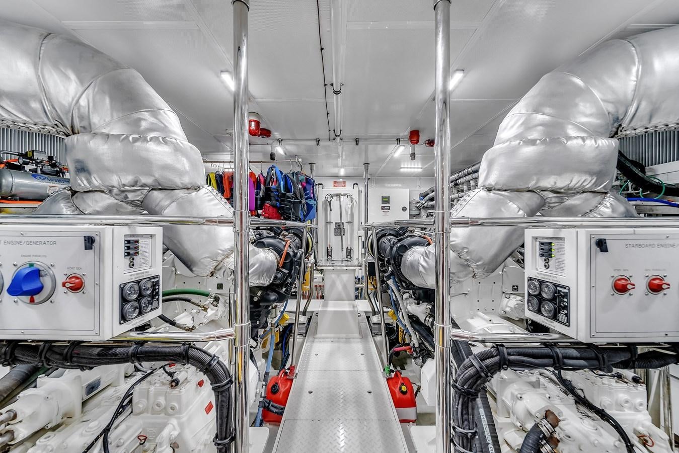 a room with machinery aboard 101' HARGRAVE Yacht for Sale