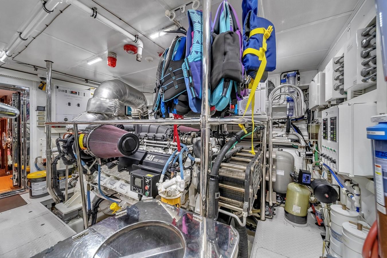 a large machine with many wires aboard 101' HARGRAVE Yacht for Sale