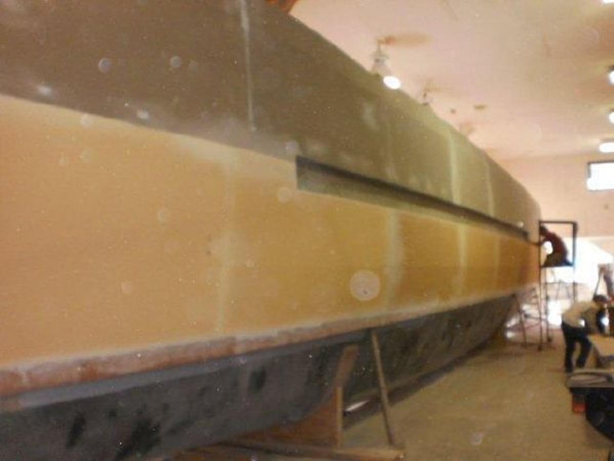 a large tank in a building aboard 2023 PDIGREE CAT BLOOMFIELD Yacht for Sale