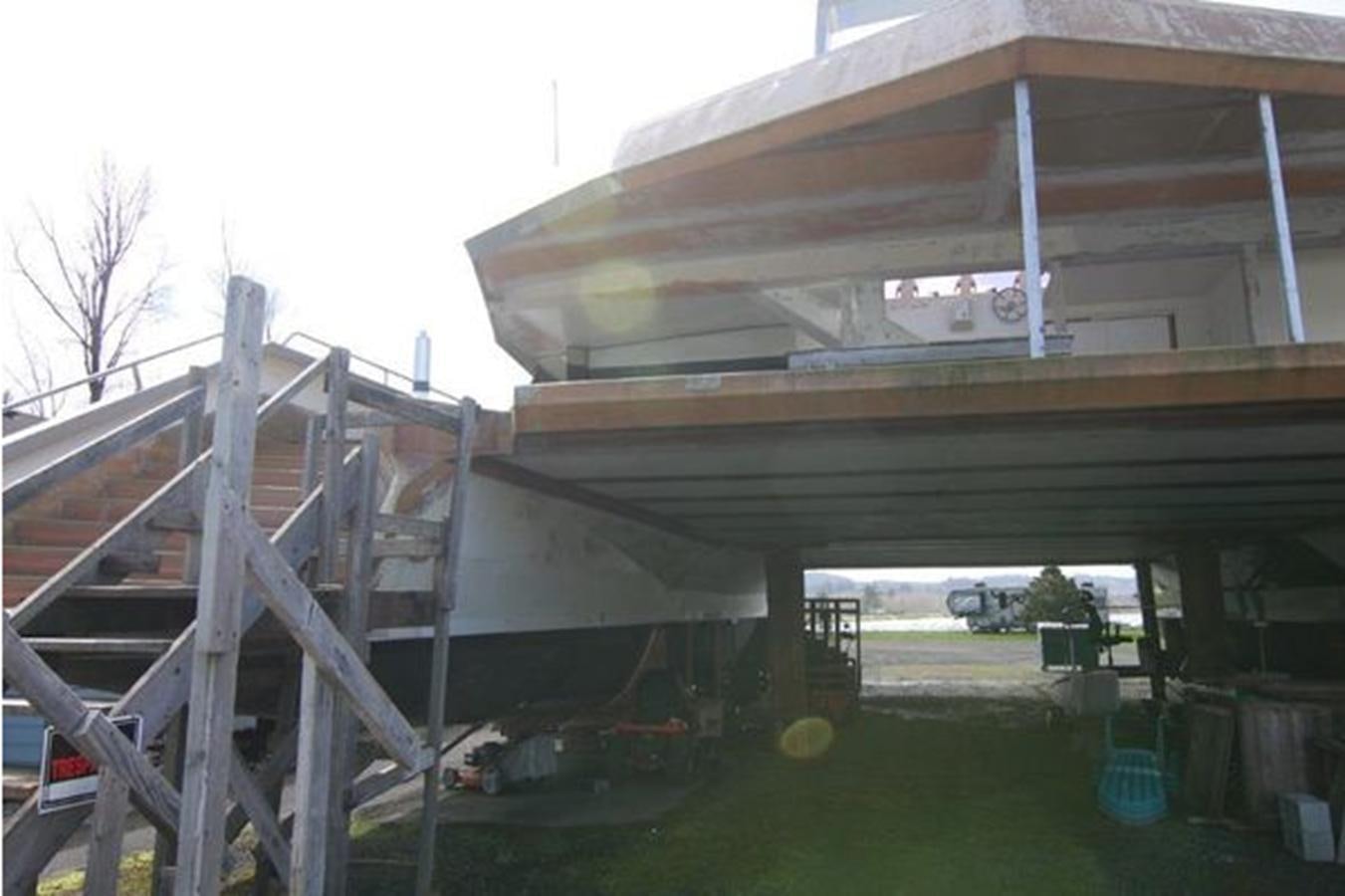 a building under construction aboard 2023 PDIGREE CAT BLOOMFIELD Yacht for Sale